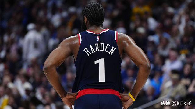 开云-哈登在DWG比赛中持续失利，表现优异引发热议！