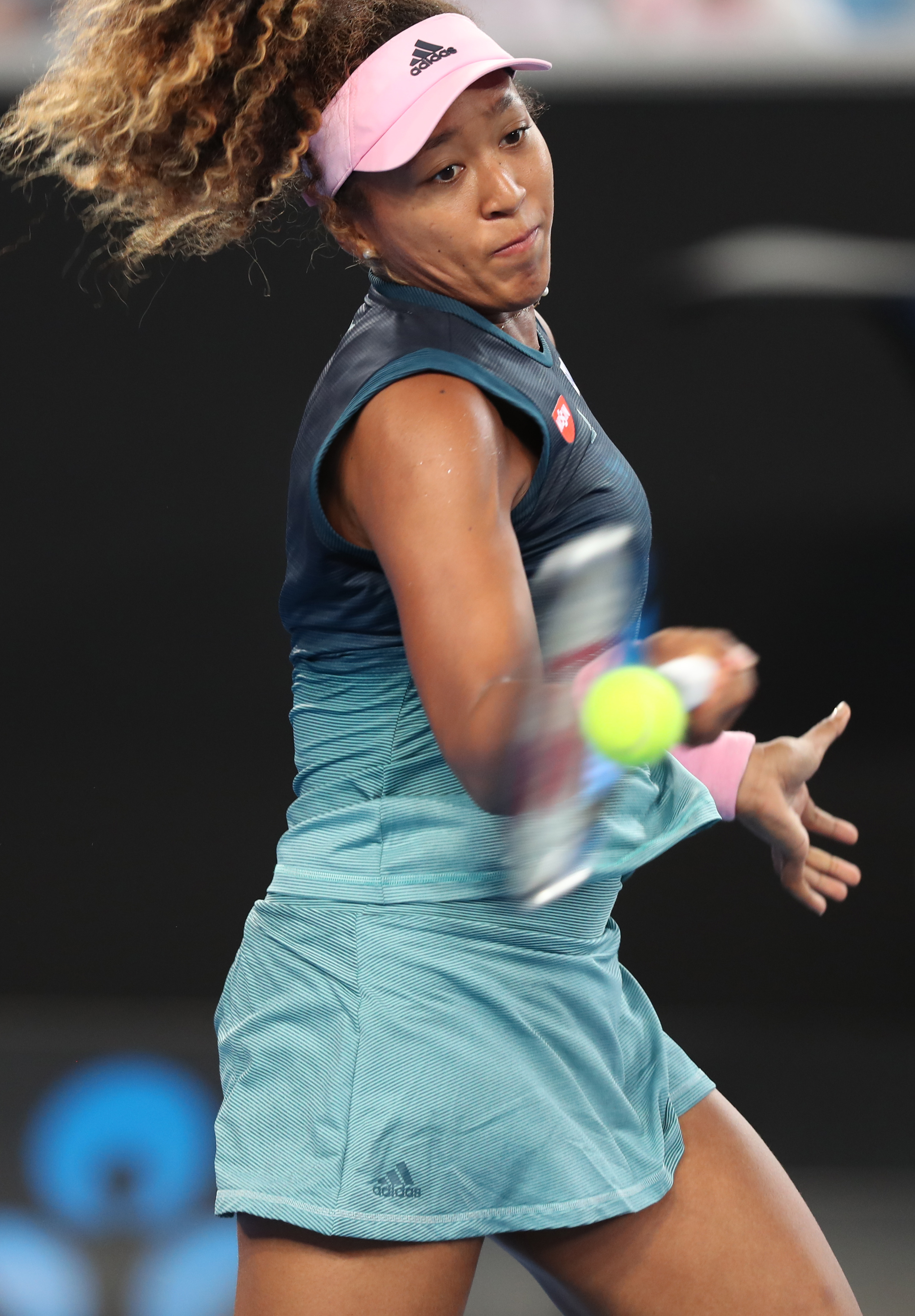 开云体育-包含大坂直美回归赛场，连败首场状态亮眼，快船观众沸腾！的词条